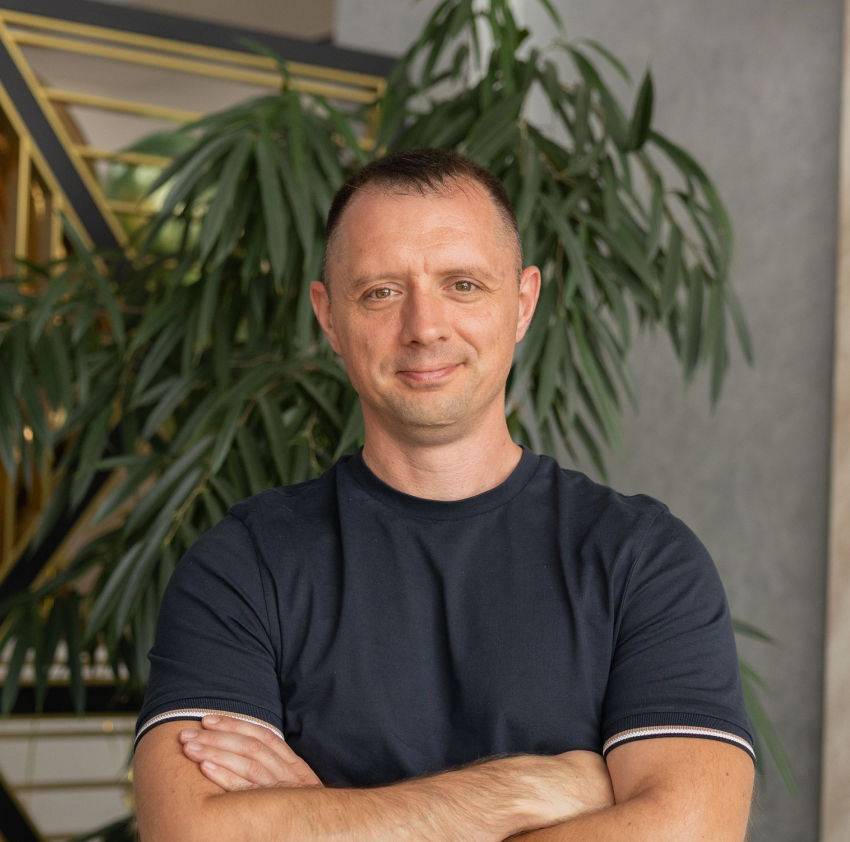 Дмитро Сарваді